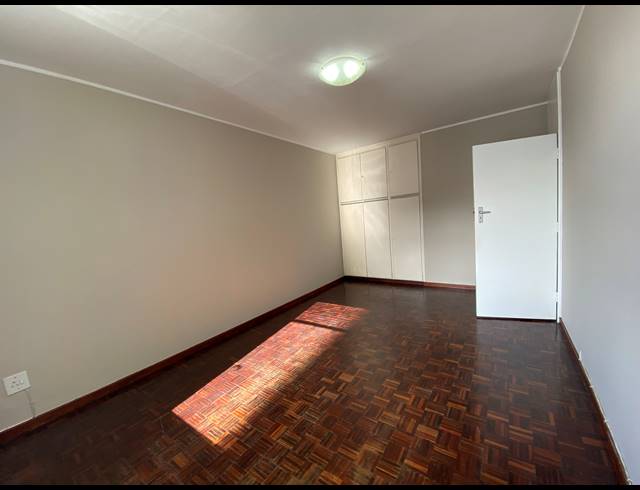 3 BEDROOM APARTMENT TO LET IN MILNERTON CENTRAL
